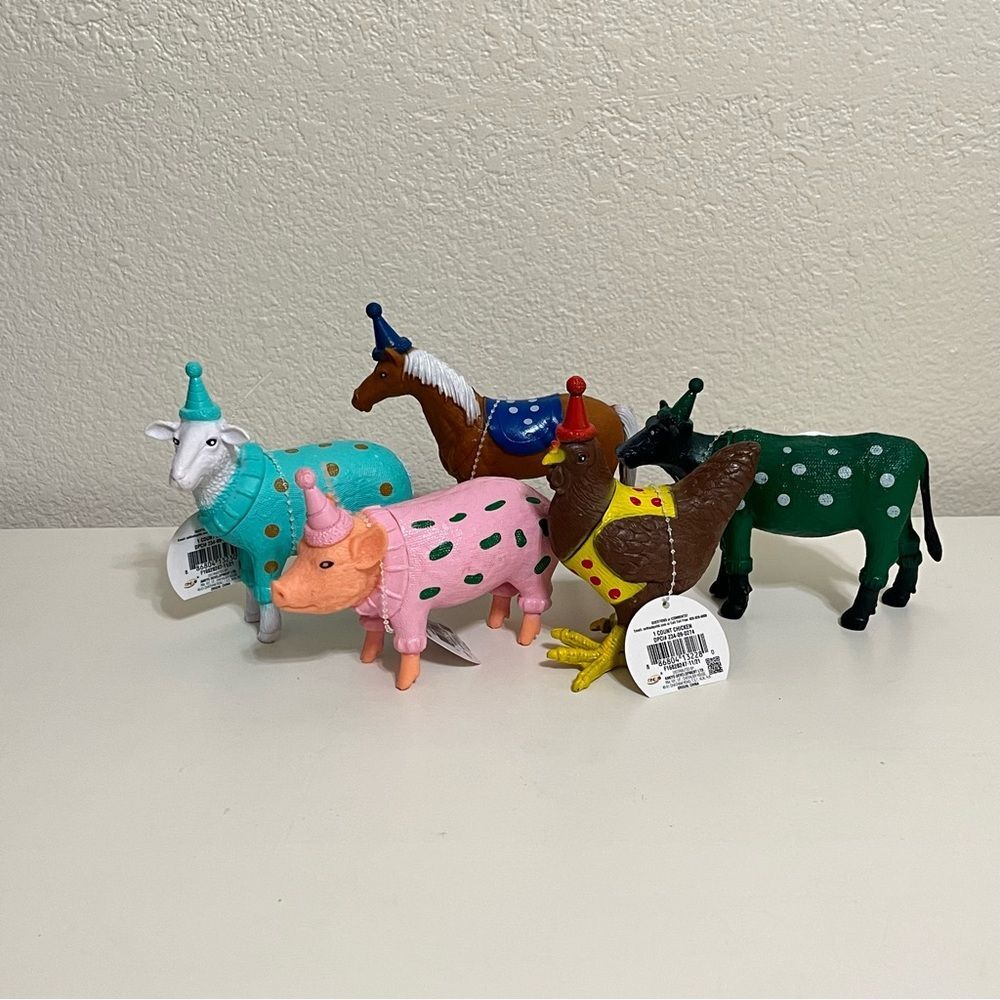 Target Party Farm Animals Wearing Party Hats Lot Of 5 Pig Cow Horse Chicken Shee